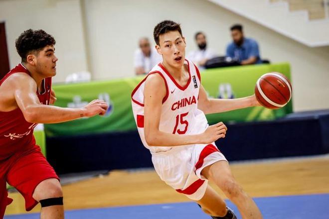 8分4板4帽！中國男籃17歲長臂2米30天才發威，新阿聯未來進NBA？